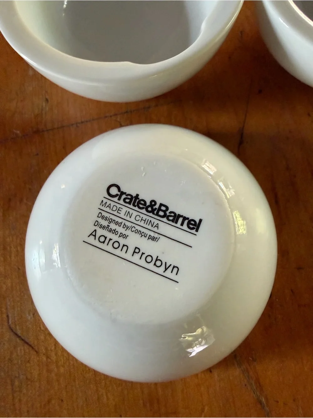 Crate&Barrel Aaron Probyn White Ceramic Pinch Bowls - Set of 4